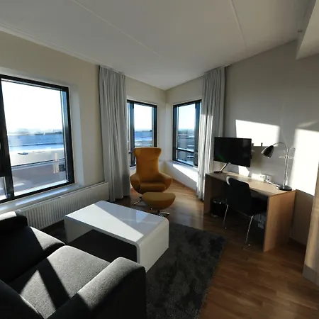 Apartahotel Tananger 3*
